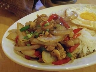 鶏肉のタイ風バジル炒めのせご飯のカロリー 栄養バランス カロリー チェック イートスマート Eatsmart