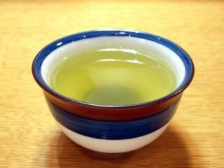 番茶（湯飲み茶碗）