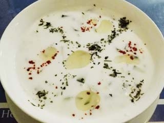 ジャジュク トルコ風きゅうりとヨーグルトのスープ のカロリー 栄養バランス カロリー チェック イートスマート Eatsmart